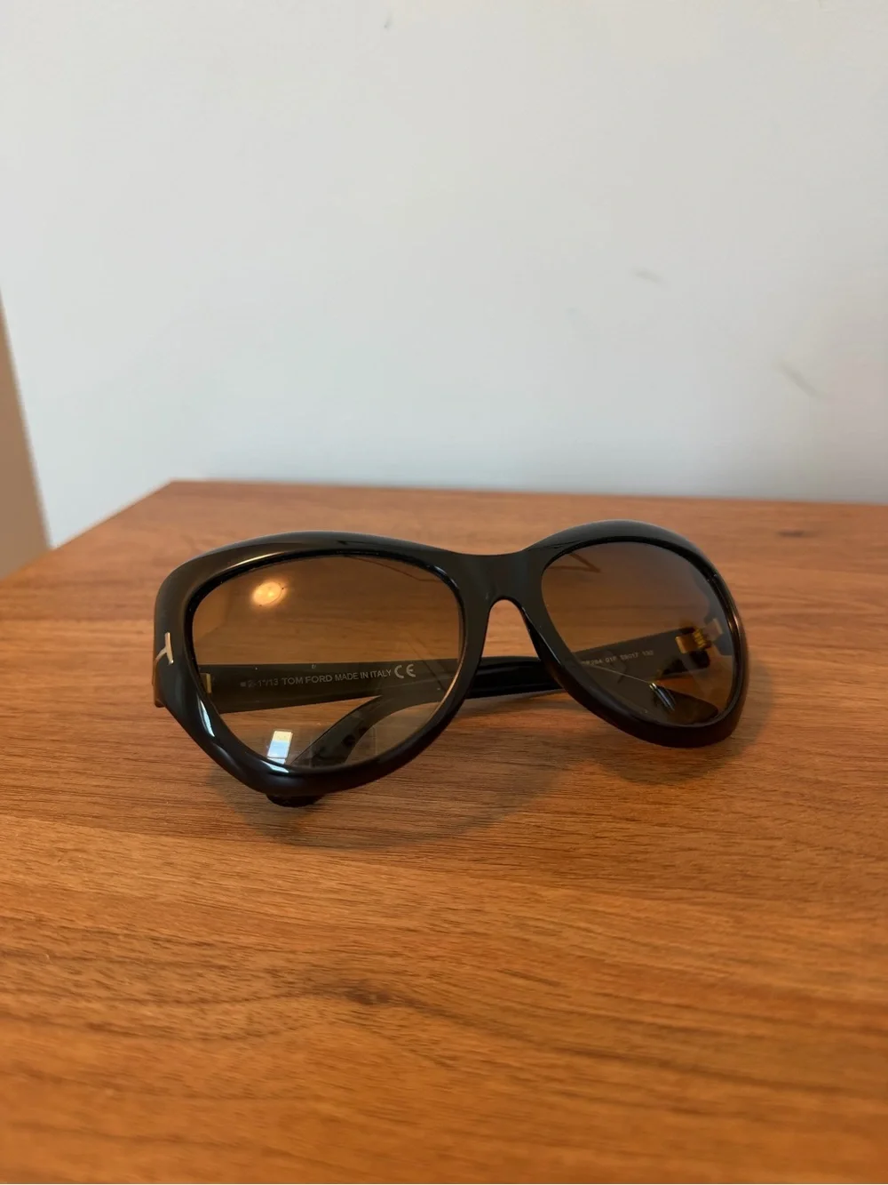 Tom Ford AUTHENTIC Black Oversized Cat-Eye Sunglasses